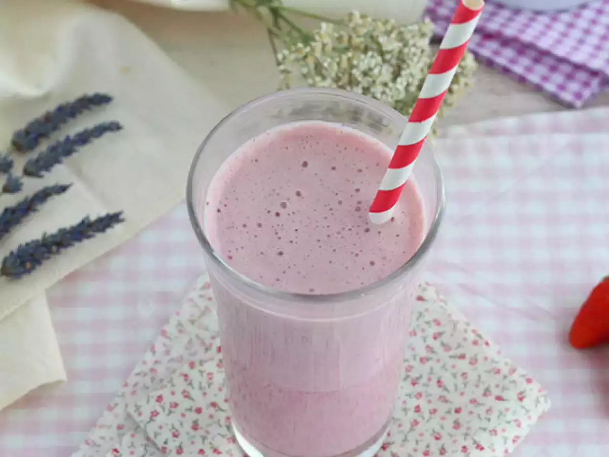 Milkshake Rasberi dan Stroberi - foto 3