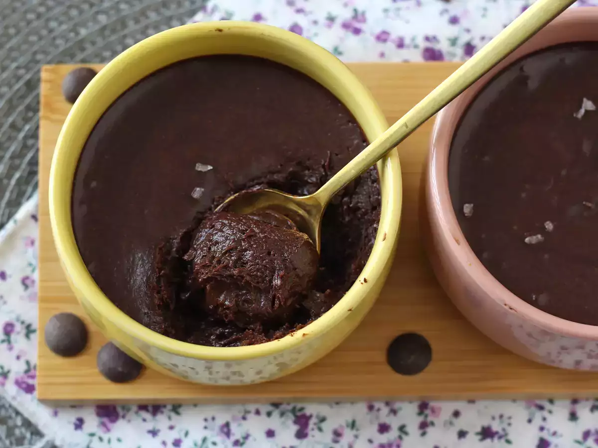 Mousse Cokelat Sempurna yang Lezat dengan Sentuhan Garam - foto 9