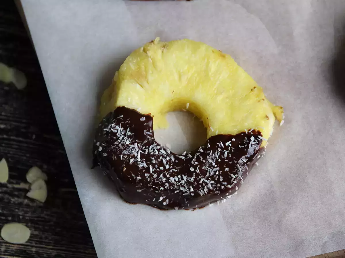 Nanas cokelat: makanan penutup yang sempurna untuk dibuat bersama anak-anak - foto 2
