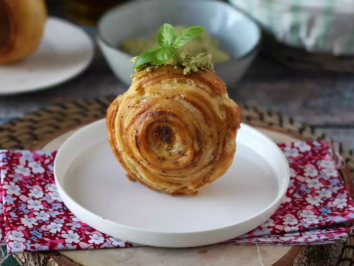 New York roll gurih mudah dengan pesto dan keju krim, hanya 4 bahan