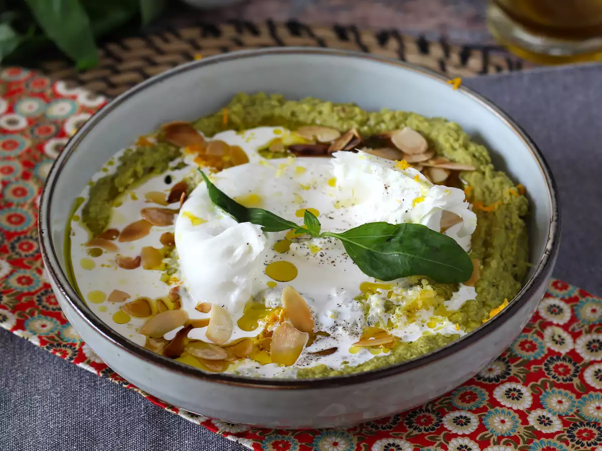 Olesan kacang polong: sempurna disajikan dengan burrata yang sangat lembut - foto 4