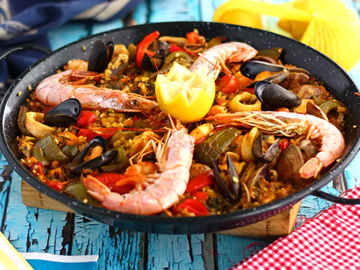 Paella hidangan laut