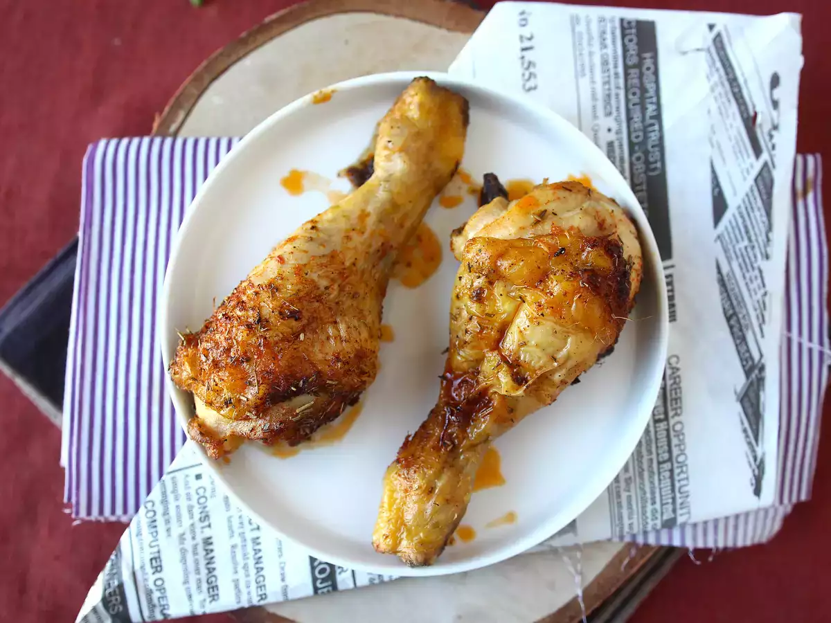 Paha ayam yang diasinkan dalam oven - sangat cepat dibuat! - foto 4