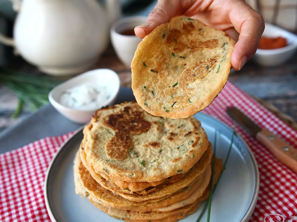 Pancake asin dengan kacang lentil merah: resep mudah dan kaya protein - foto 3