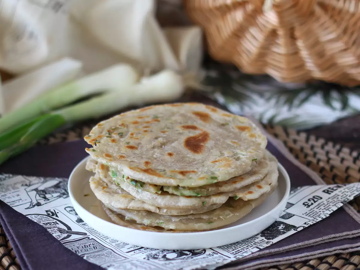 Panekuk Daun Bawang Cina (Scallion Pancakes) - foto 3