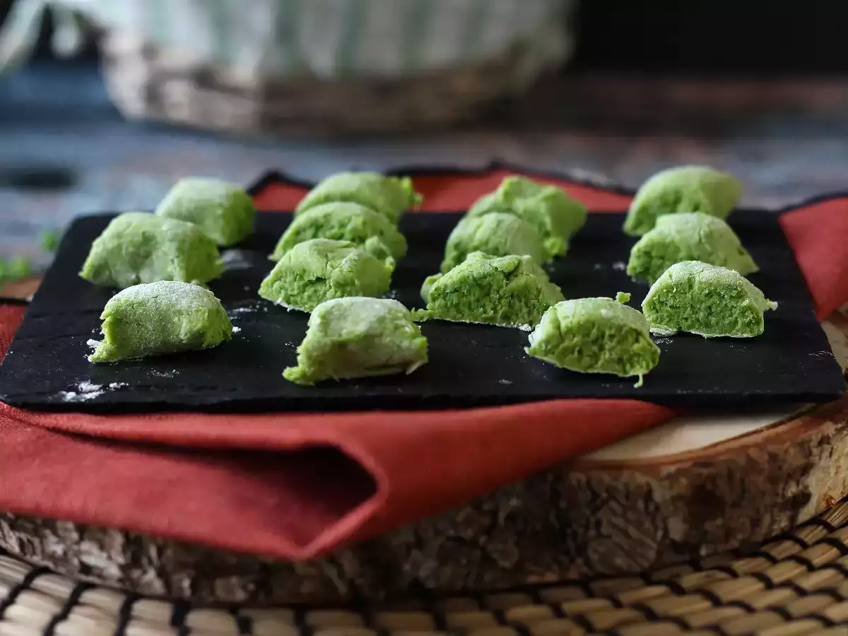 Pangsit kacang polong tanpa telur: siap dalam waktu singkat! - foto 3