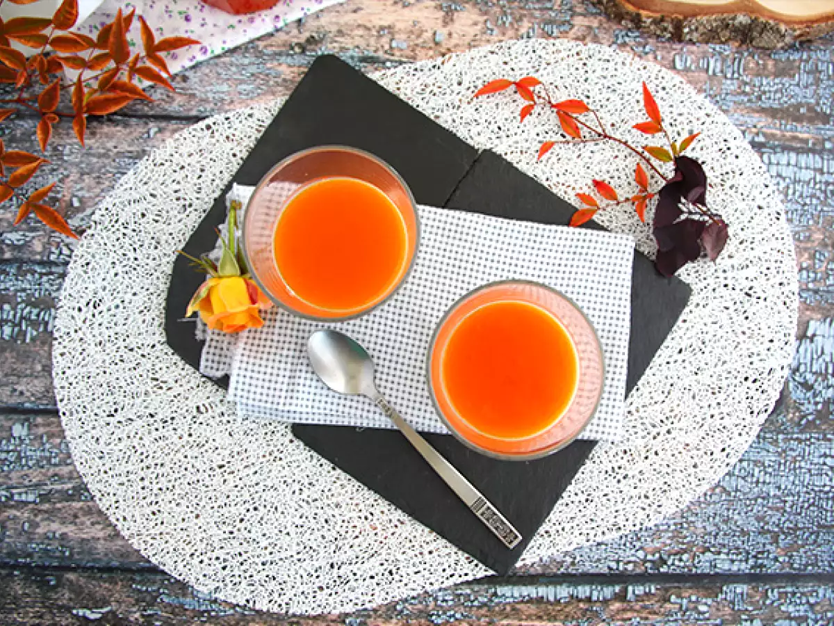 Panna cotta vanila dengan coulis aprikot - foto 2