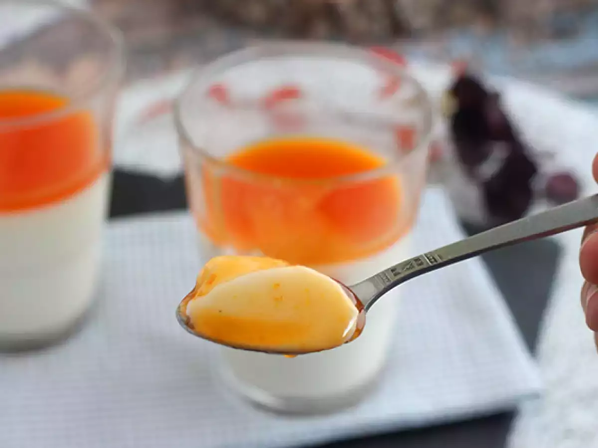 Panna cotta vanila dengan coulis aprikot - foto 4