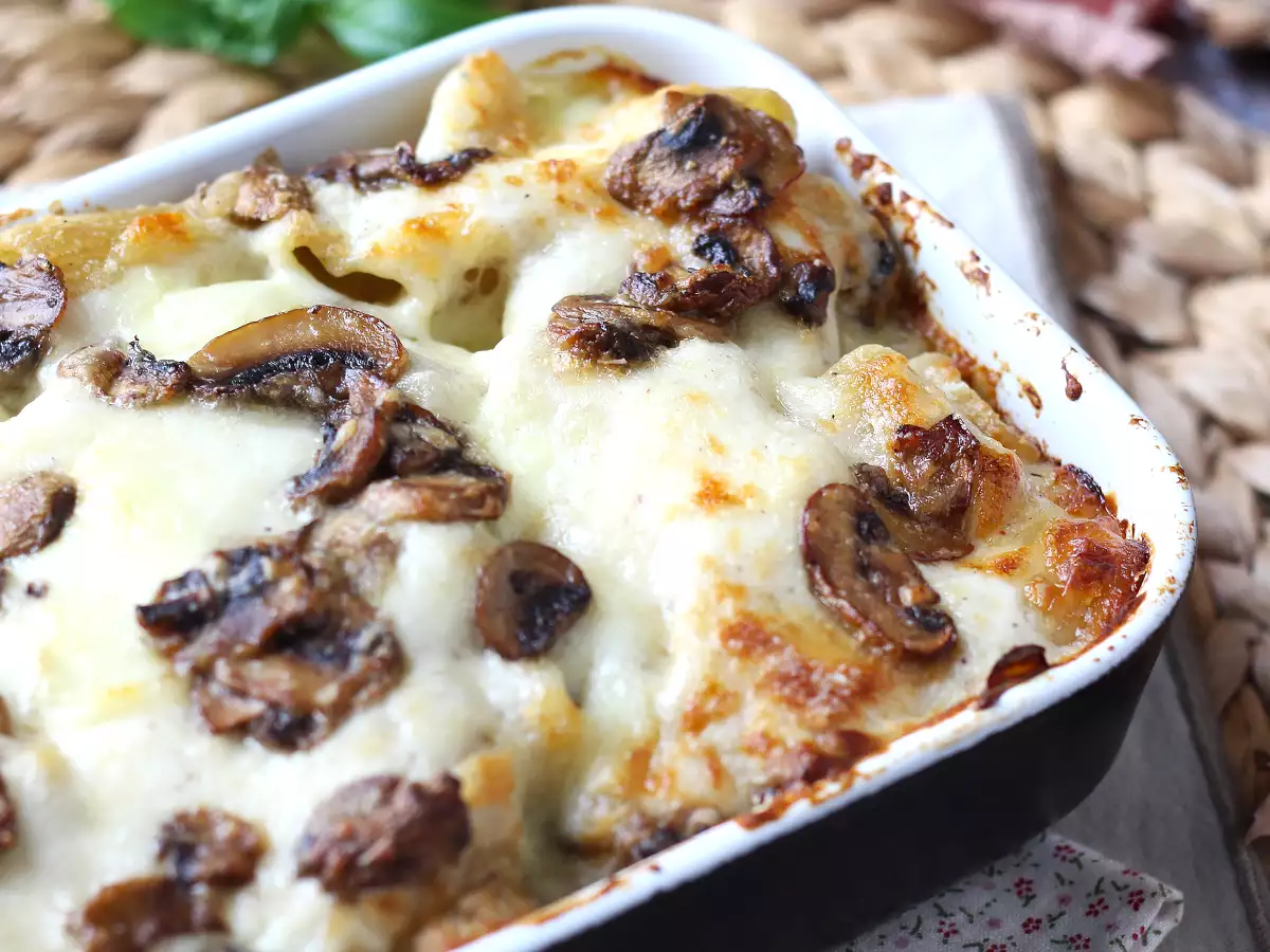 Pasta al forno ai funghi: resep lembut dan berserat yang sempurna untuk musim gugur - foto 2