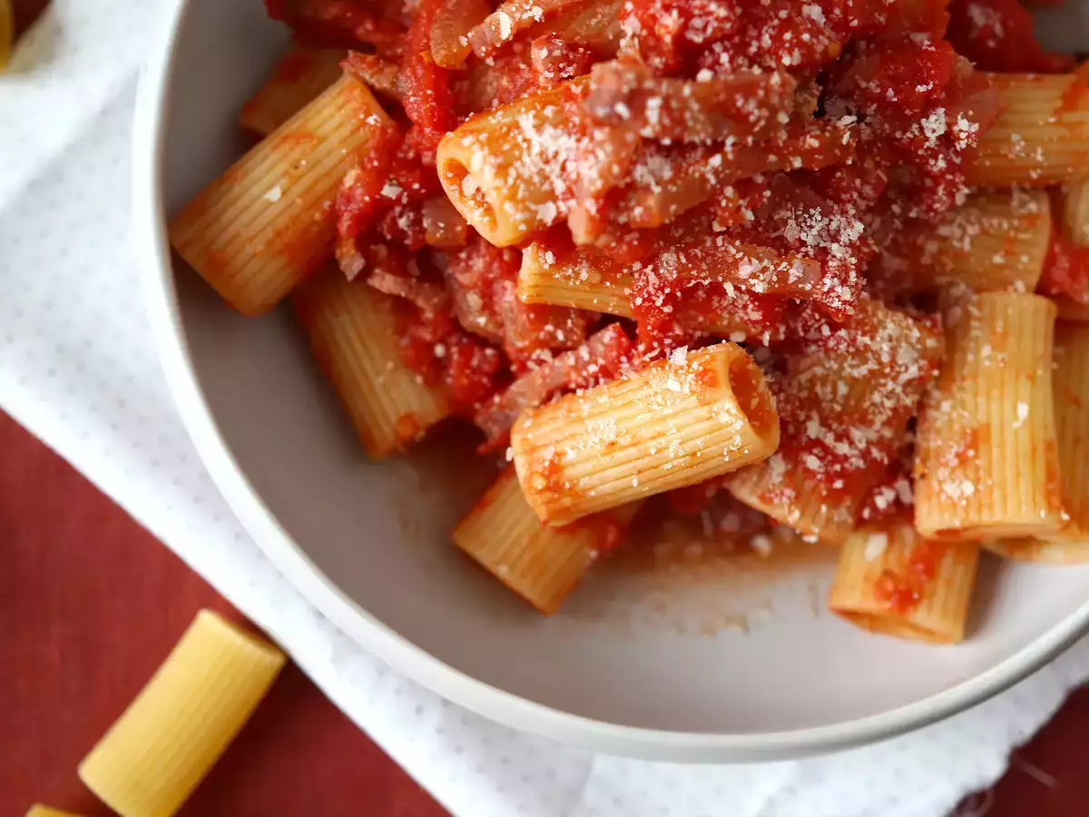 Pasta all'amatriciana: resep tradisional langkah demi langkah - foto 4