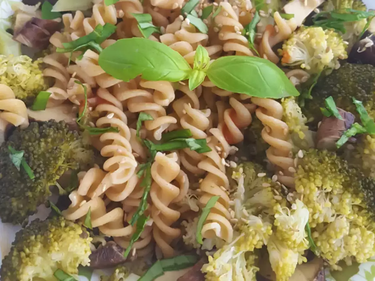 Pasta Brokoli dengan Jamur dan Kemangi - foto 2
