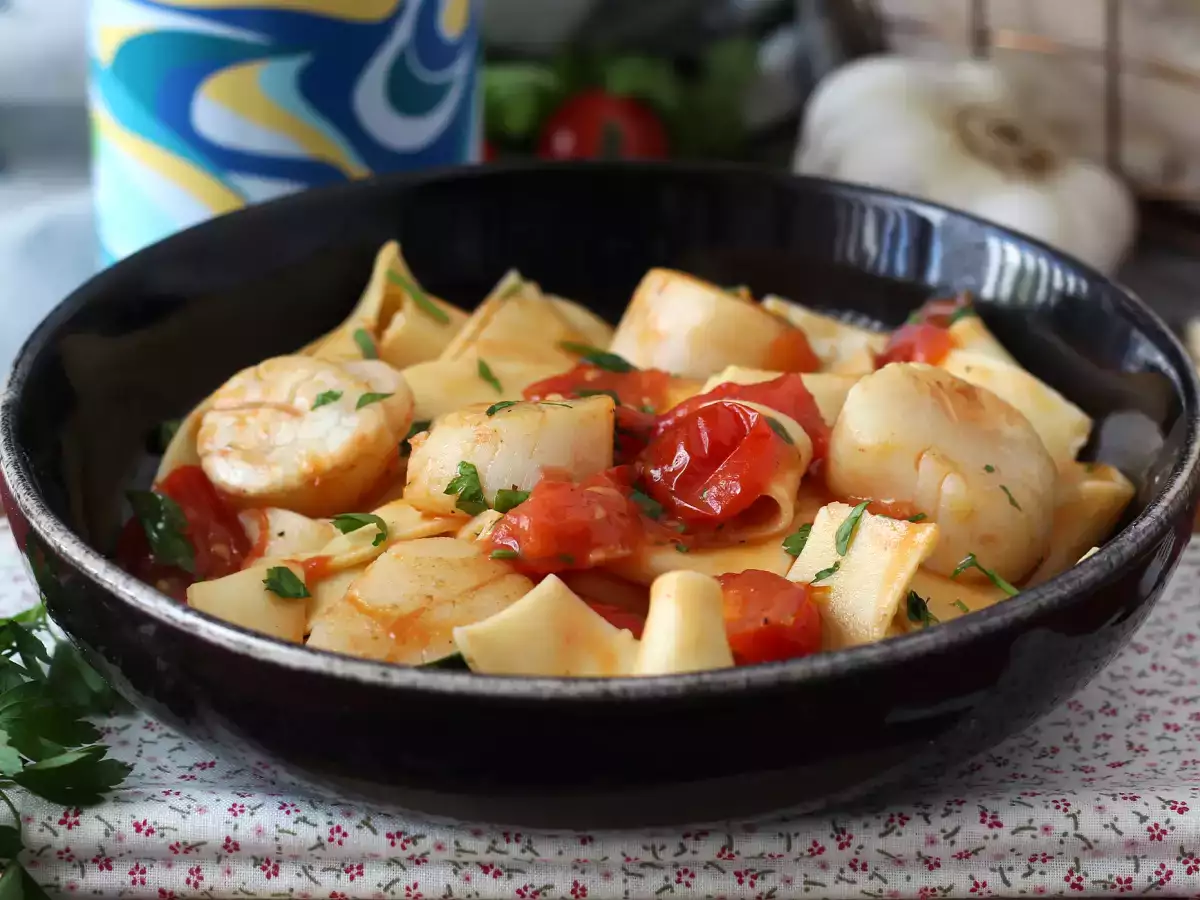 Pasta dengan kerang, hidangan pertama seafood yang elegan - foto 2