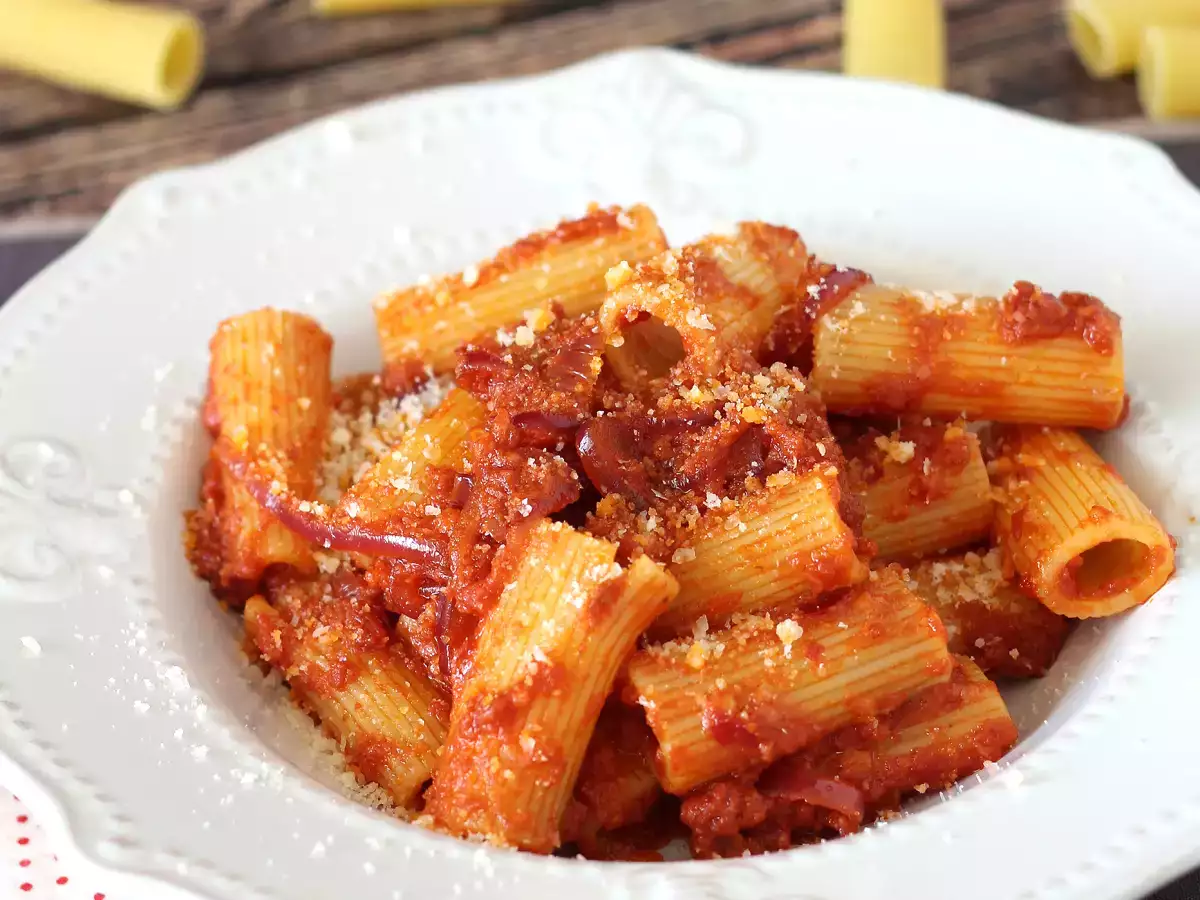 Pasta dengan 'Nduja, hidangan pasta Calabria yang mudah dibuat - foto 3