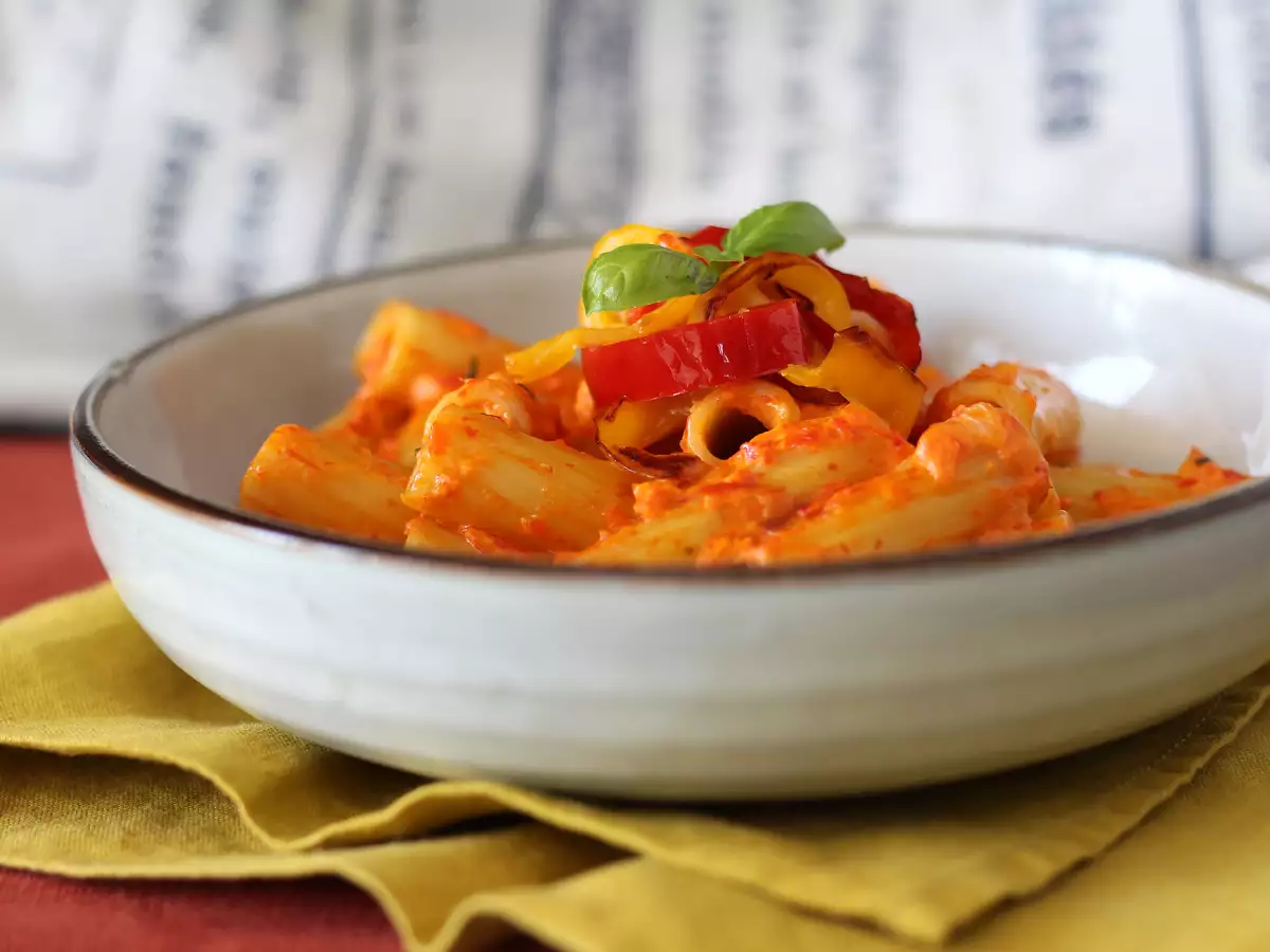 Pasta dengan Paprika dan Philadelphia: Creamy, Cepat, dan Lezat - foto 2