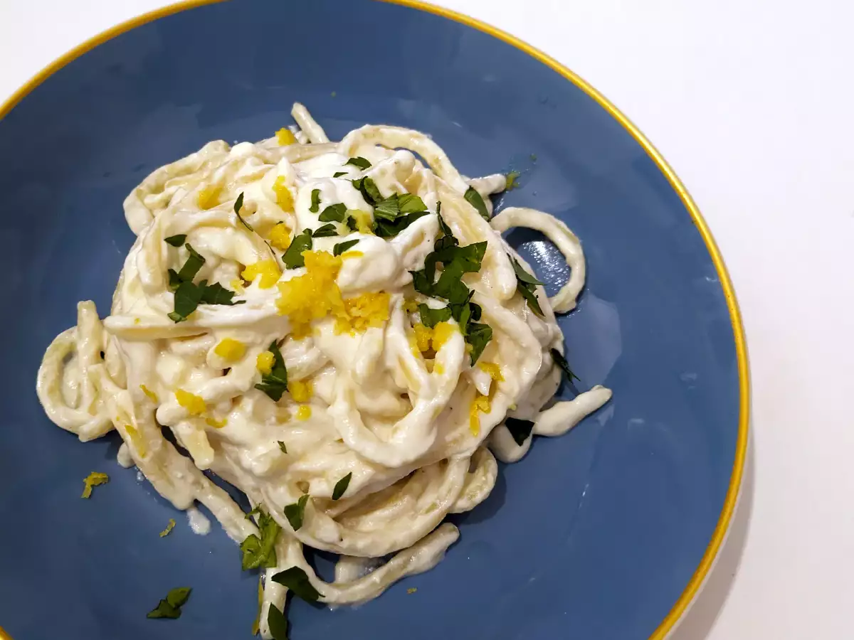 Pasta dengan ricotta dan lemon, hidangan utama yang lembut dan sangat mudah dibuat! - foto 5