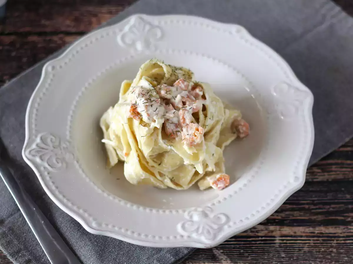 Pasta dengan salmon dan keju ricotta, resep lembut yang ingin dicoba semua orang - foto 3