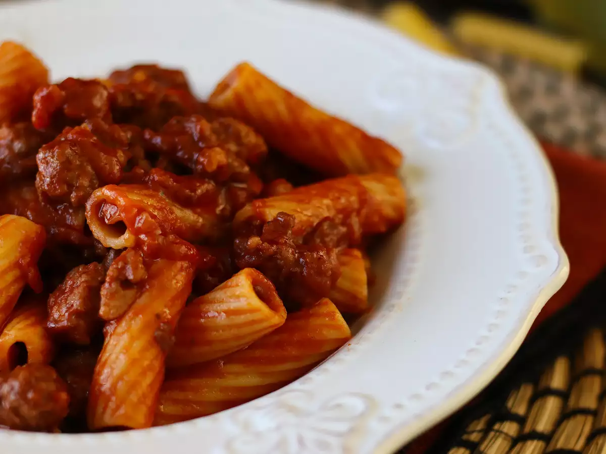 Pasta dengan Saus Sosis: Hidangan Sederhana dengan Cita Rasa yang Kaya - foto 4
