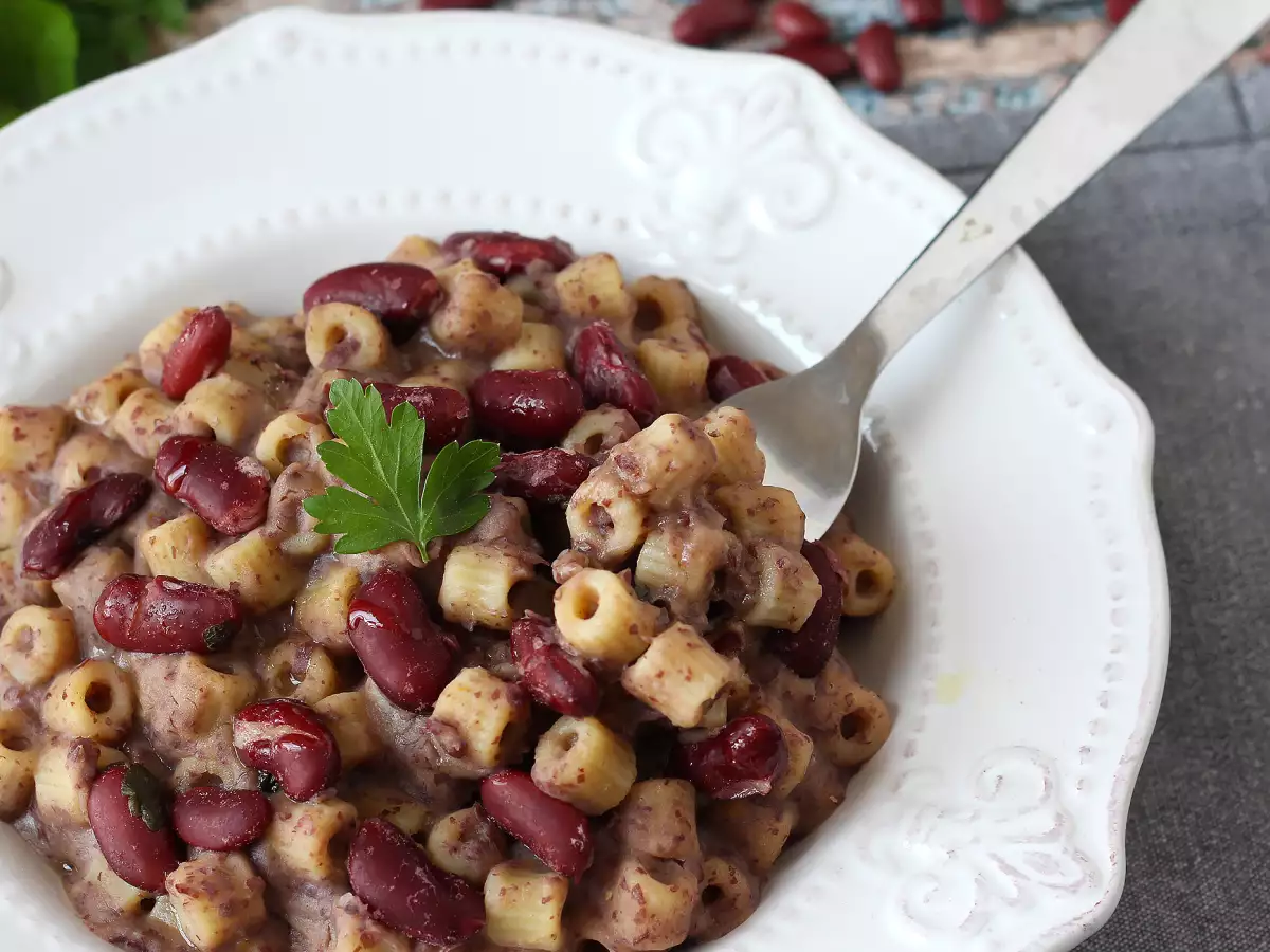 Pasta e fagioli alla veneta: resep nenek yang creamy dan kaya rasa - foto 2