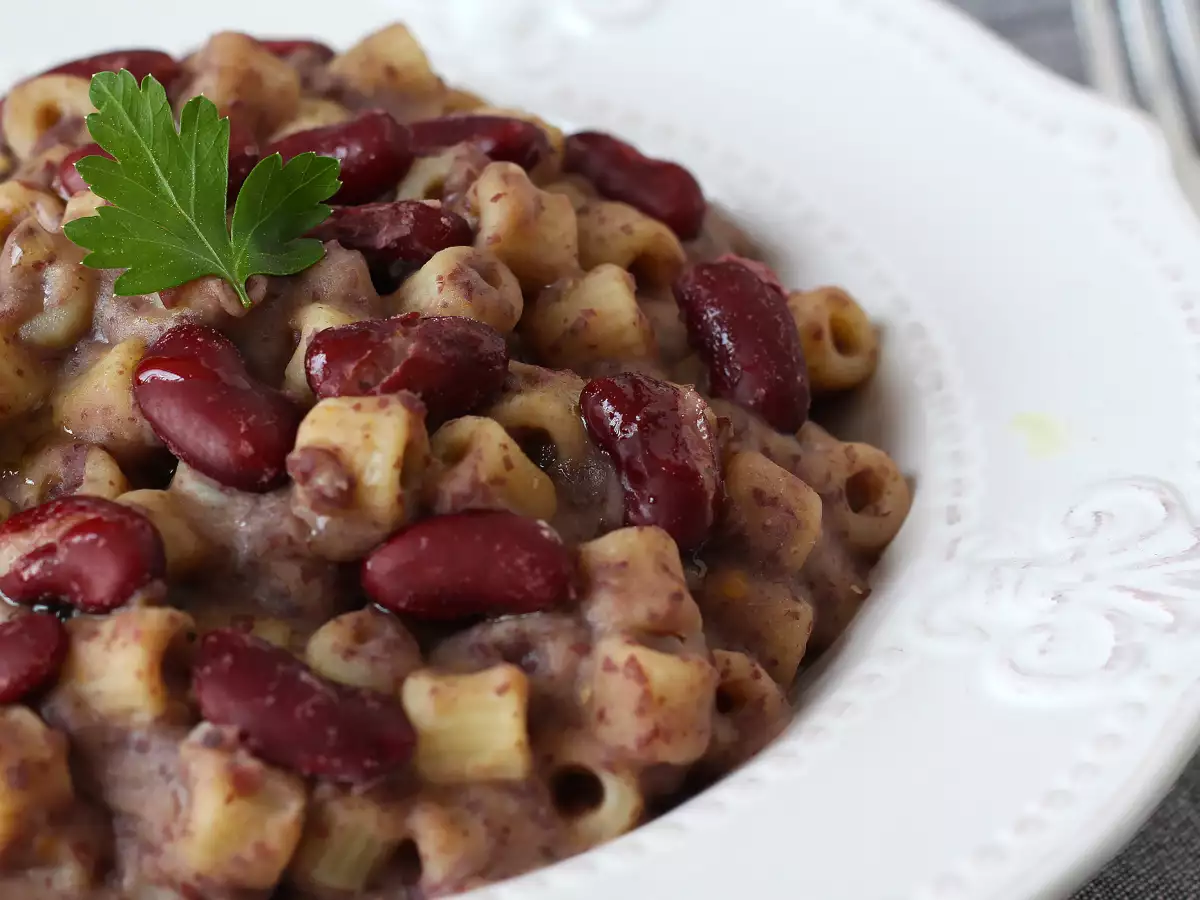 Pasta e fagioli alla veneta: resep nenek yang creamy dan kaya rasa - foto 5