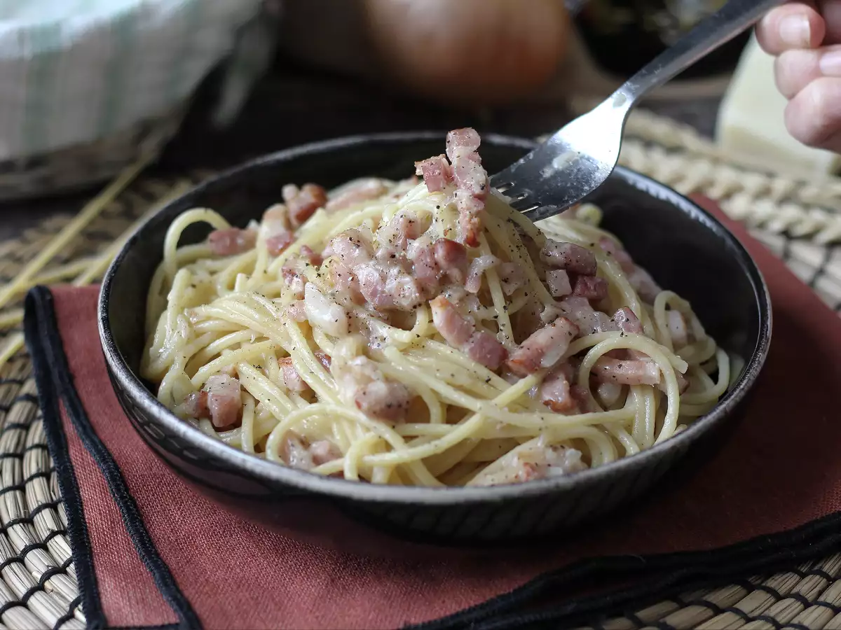 Pasta Pancetta Krim: Mudah, Hemat, dan Lezat - foto 6