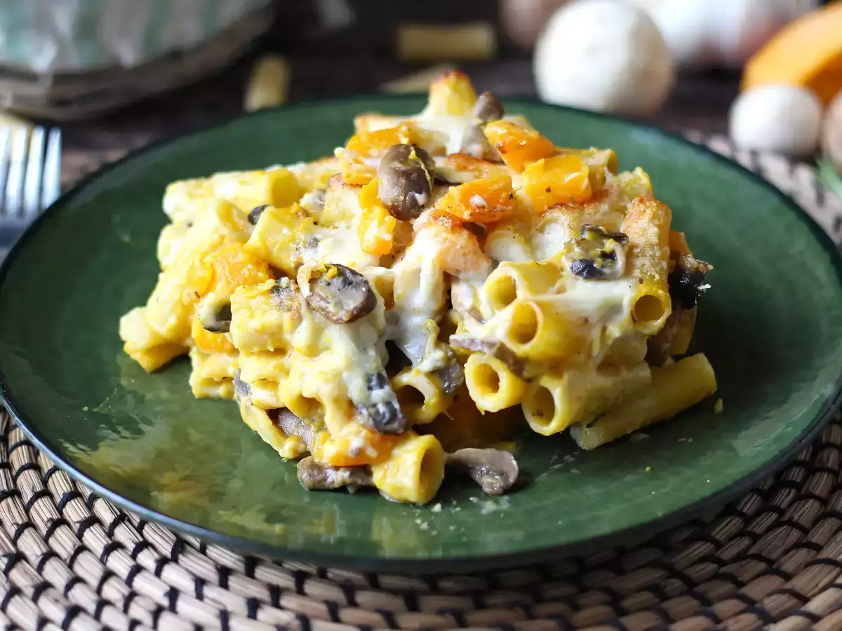 Pasta panggang dengan labu, jamur, dan saus bechamel - foto 5