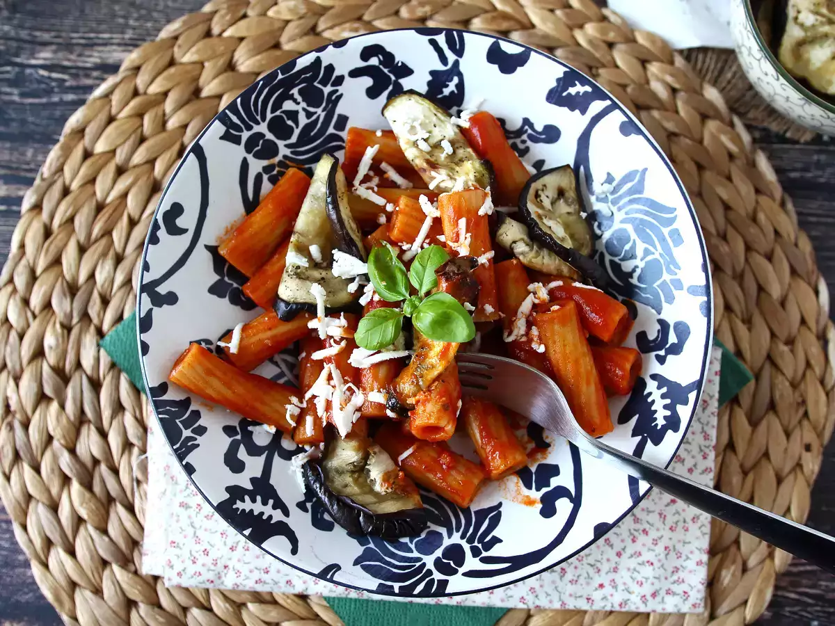 Pasta Siciliana dengan terong, versi yang mudah dan ringan - Pasta alla Norma - foto 3