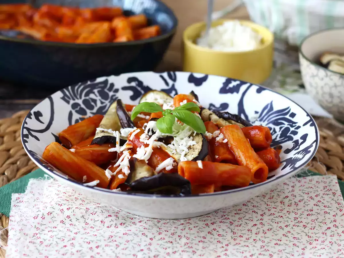 Pasta Siciliana dengan terong, versi yang mudah dan ringan - Pasta alla Norma - foto 6