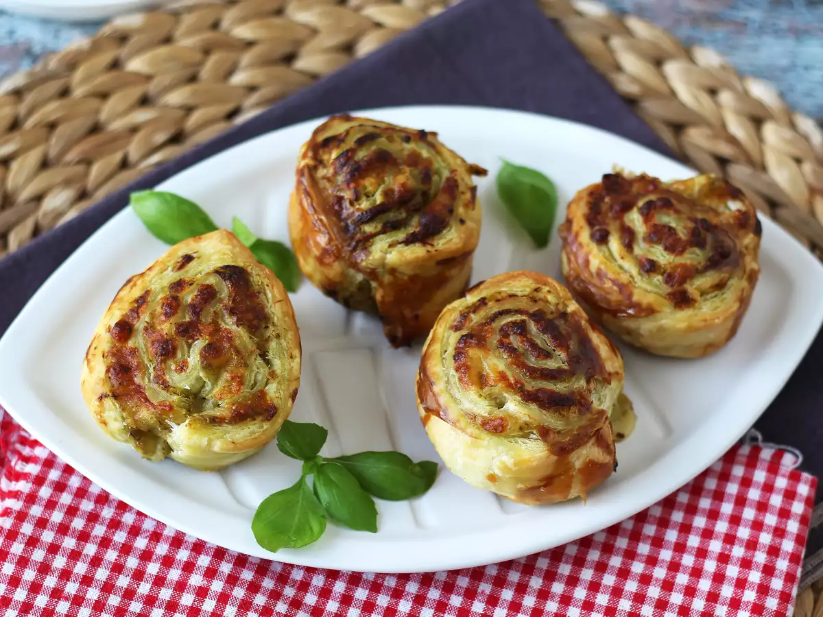 Pastry pesto mozzarella dengan air fryer, siap dalam 15 menit! - foto 2