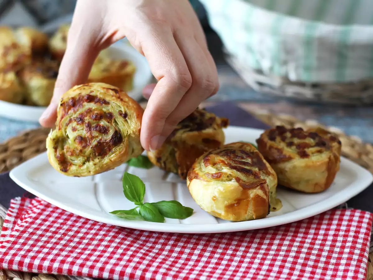 Pastry pesto mozzarella dengan air fryer, siap dalam 15 menit! - foto 4