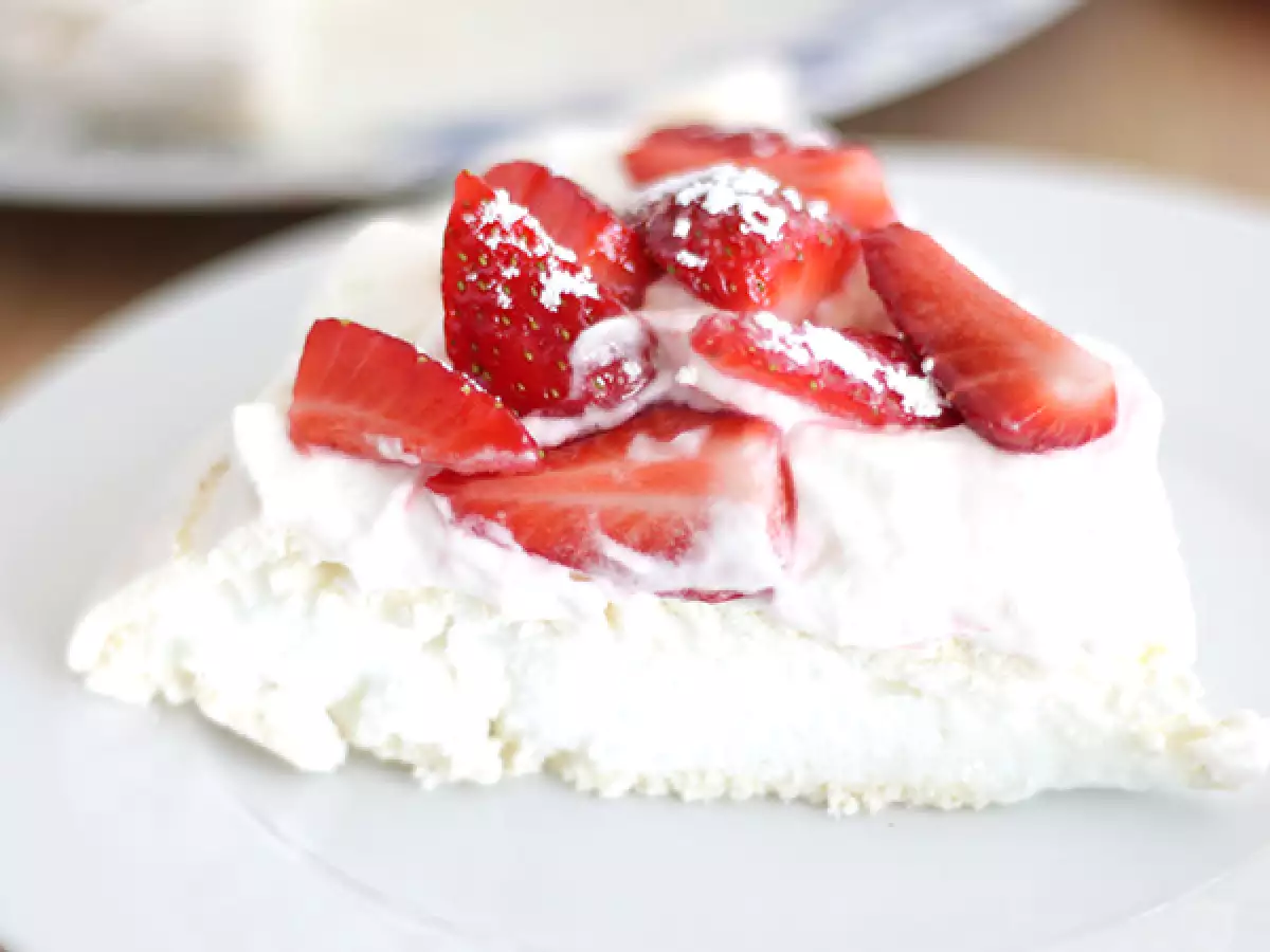 Pavlova stroberi yang mudah - foto 3