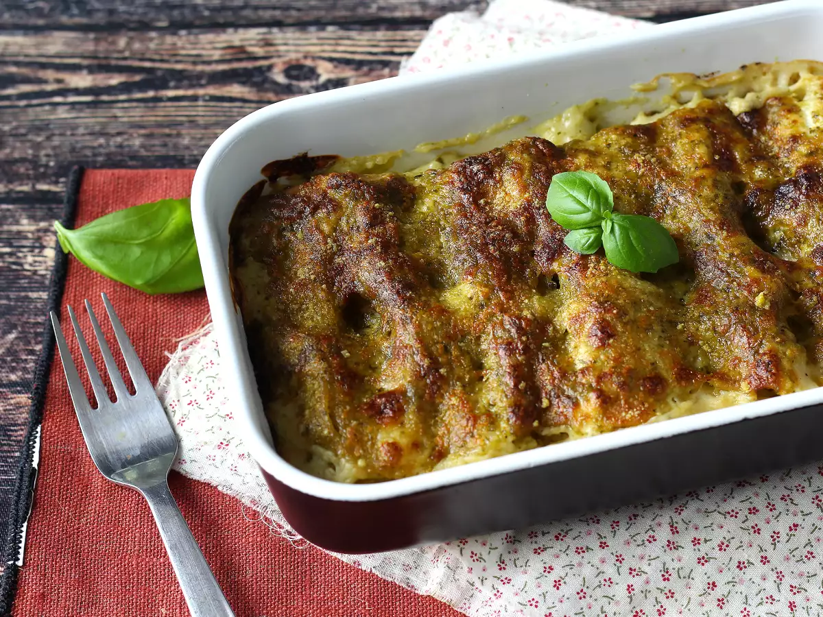 Pesto cannelloni au gratin yang creamy: resep yang mudah dan lezat - foto 3