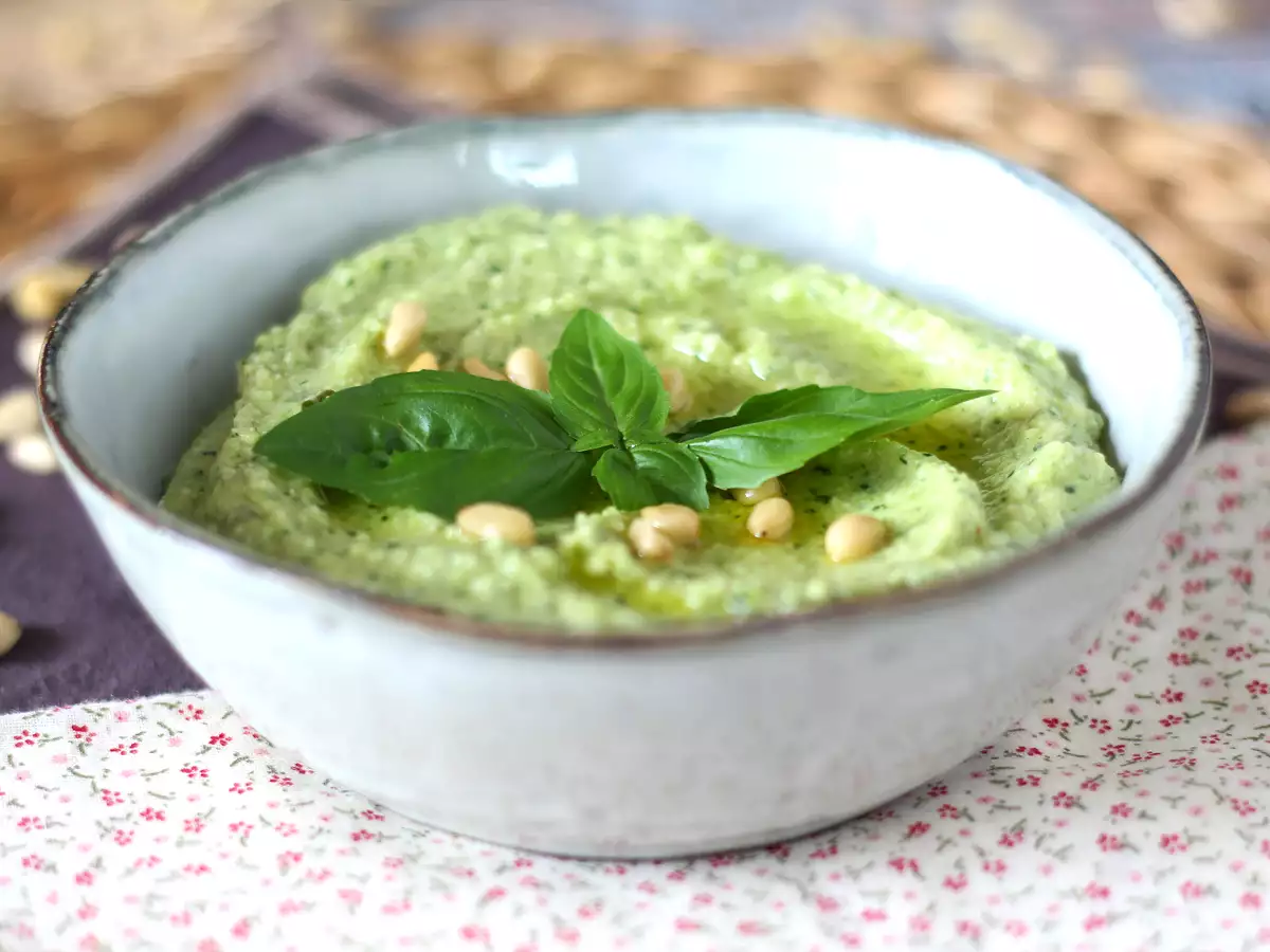 Pesto cukini, resep cepat dan lezat tanpa dimasak - foto 3