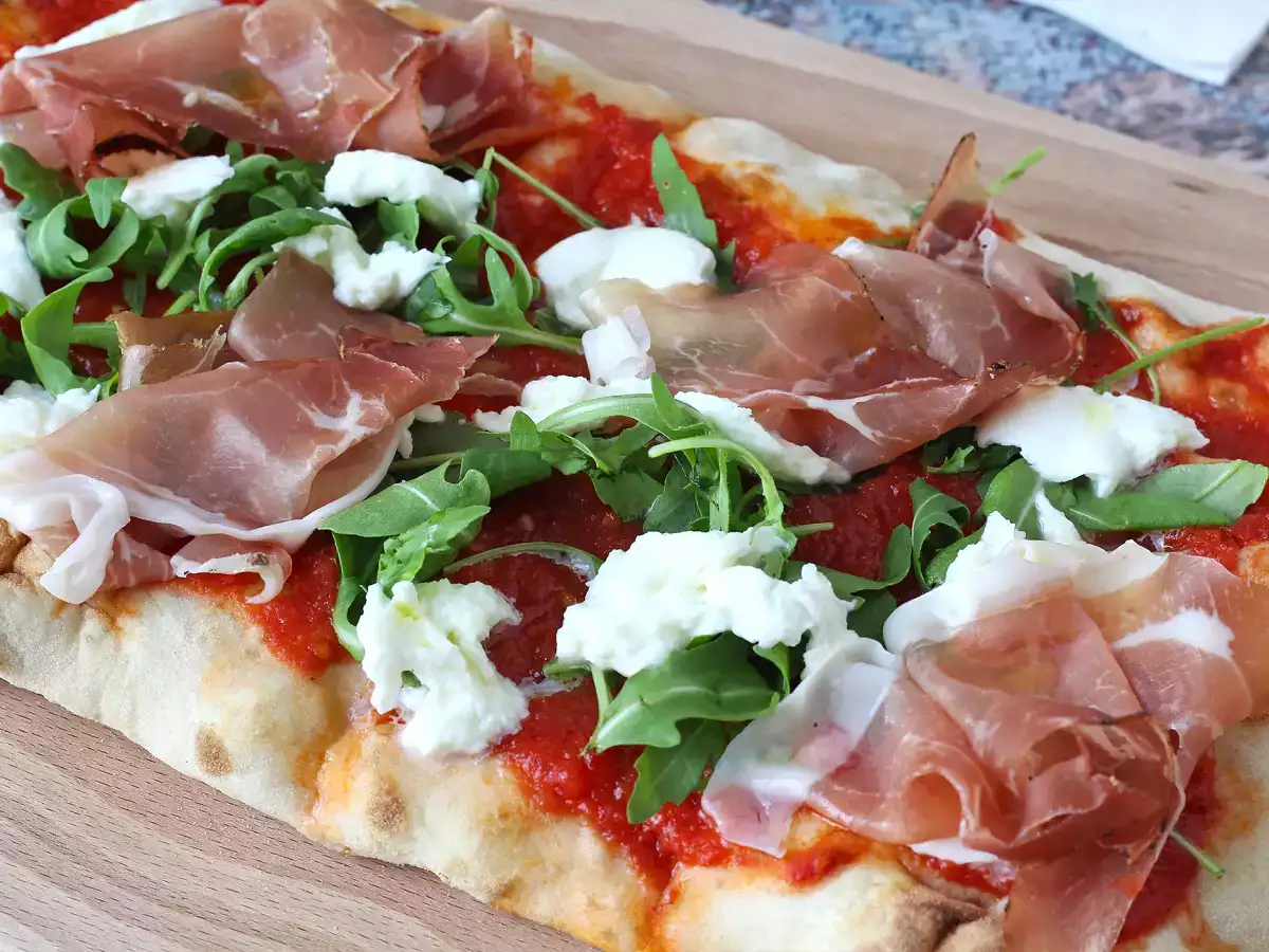 Pinsa lezat yang sangat cepat dibuat - foto 7