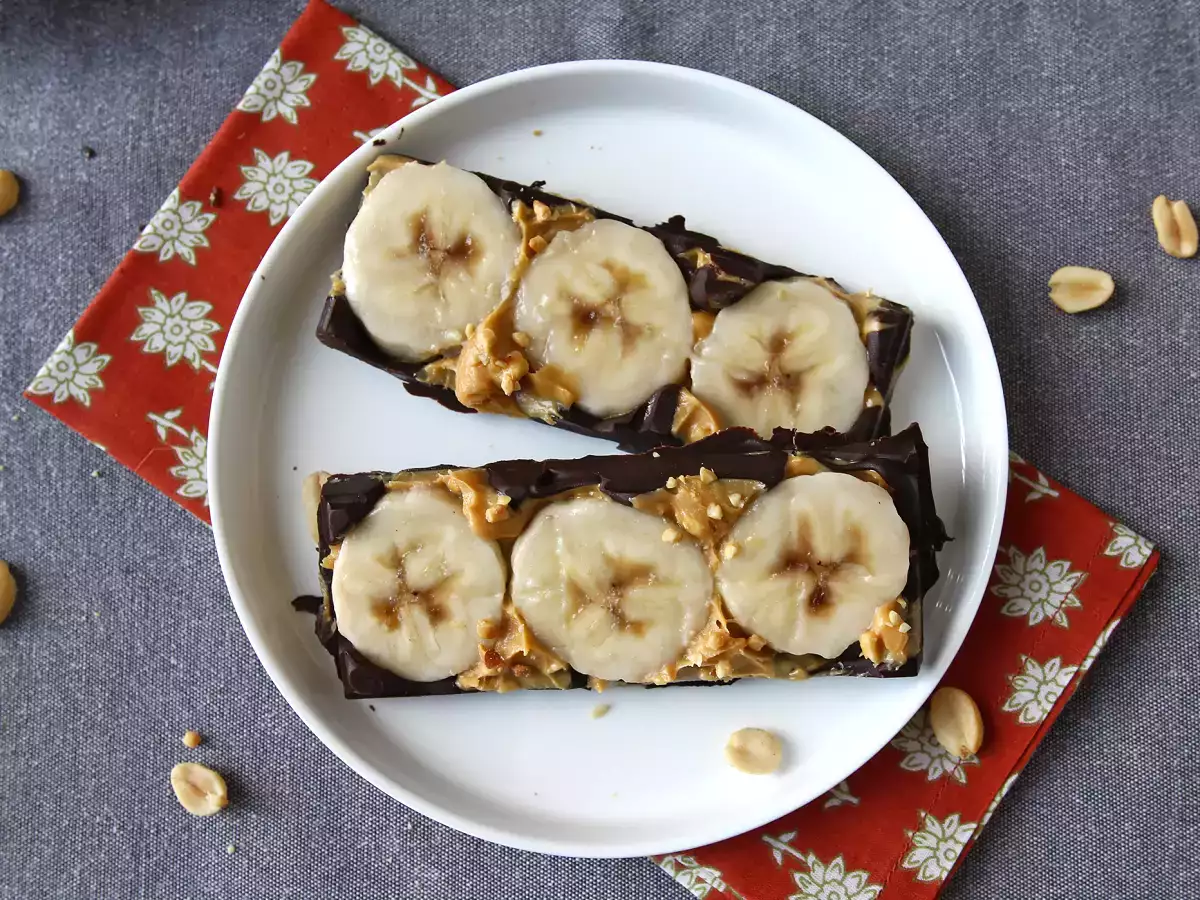 Pisang mini, selai kacang, dan cokelat batangan, sangat lezat tanpa tambahan gula - foto 5