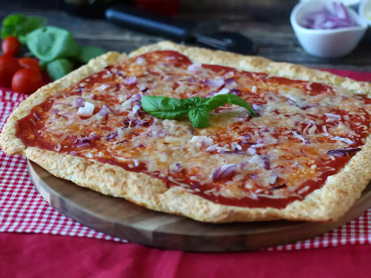 Pizza dengan keju cottage - foto 2
