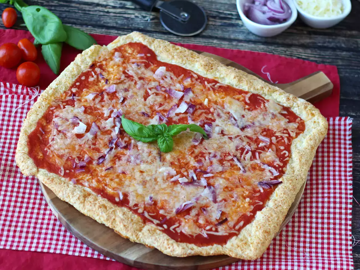 Pizza dengan keju cottage - foto 3