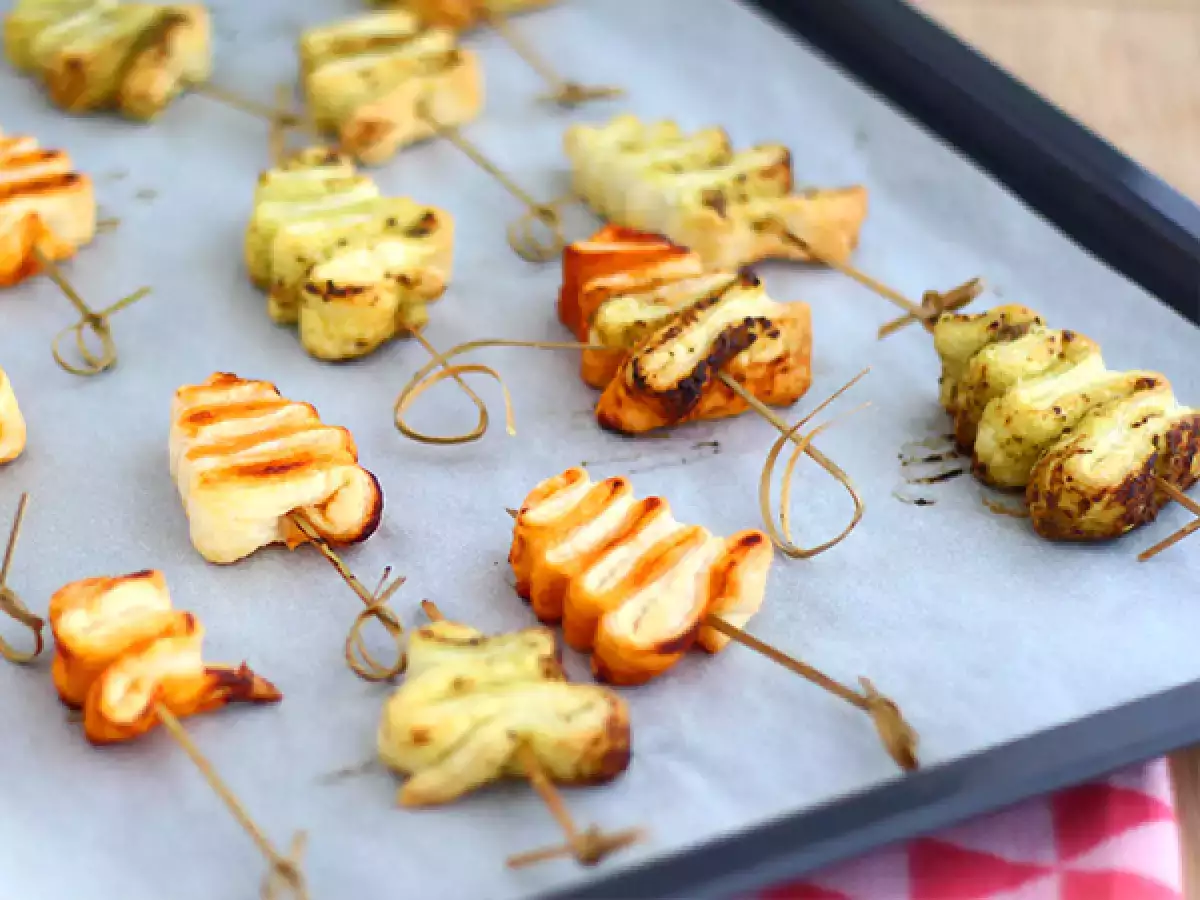 Pohon Natal puff pastry pesto untuk minuman beralkohol Natal - foto 2