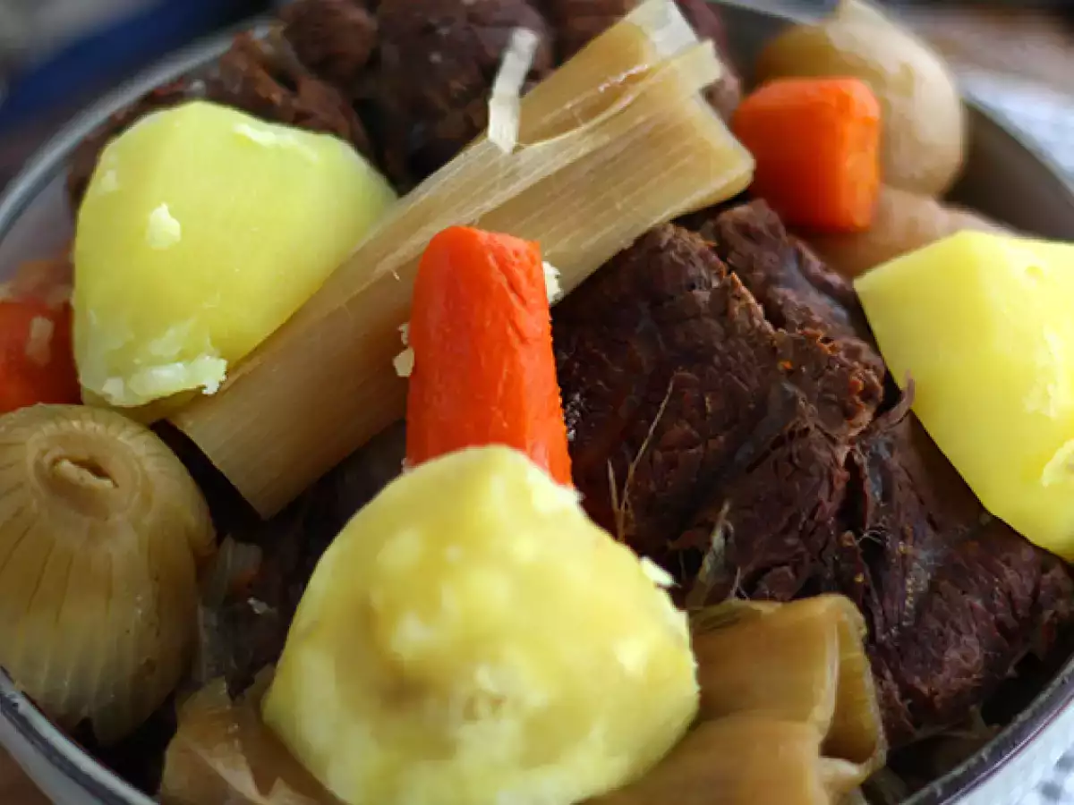 Pot-au-feu, hidangan klasik yang sederhana - foto 2