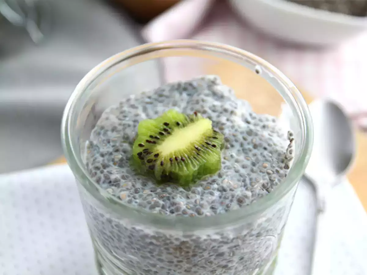 Puding biji chia dengan buah kiwi - foto 4