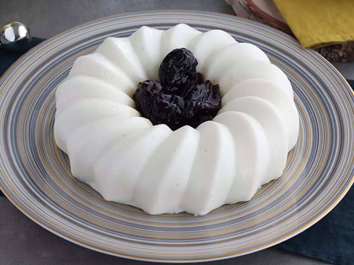 Puding Kelapa dengan Saus Prune Kering - foto 2