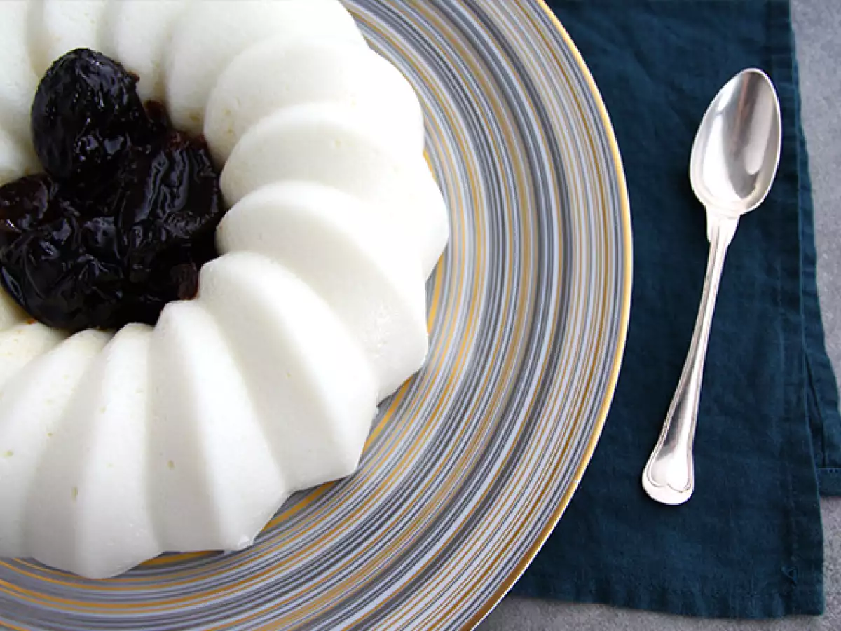 Puding Kelapa dengan Saus Prune Kering - foto 6