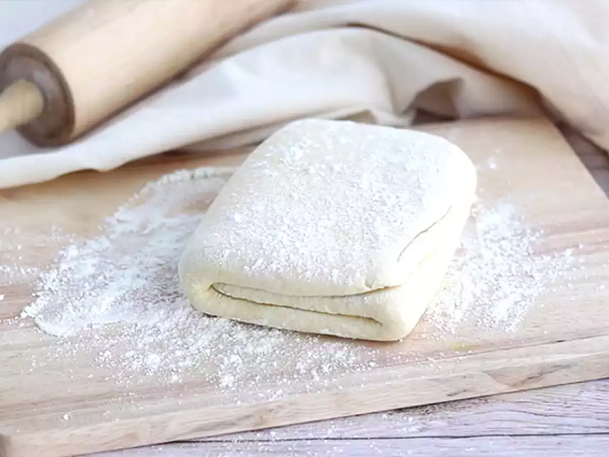 Puff pastry dijelaskan langkah demi langkah - foto 2