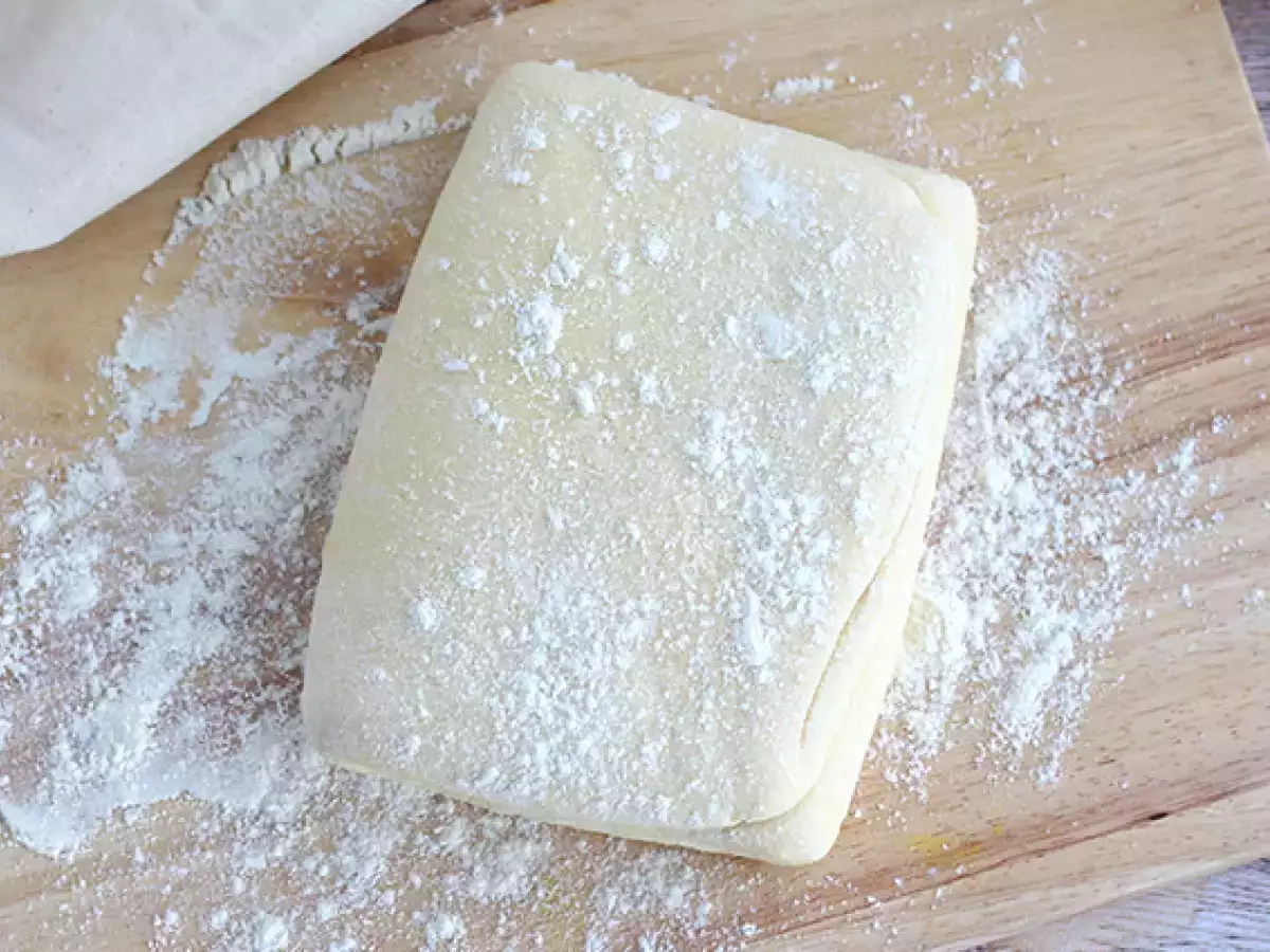 Puff pastry dijelaskan langkah demi langkah - foto 4