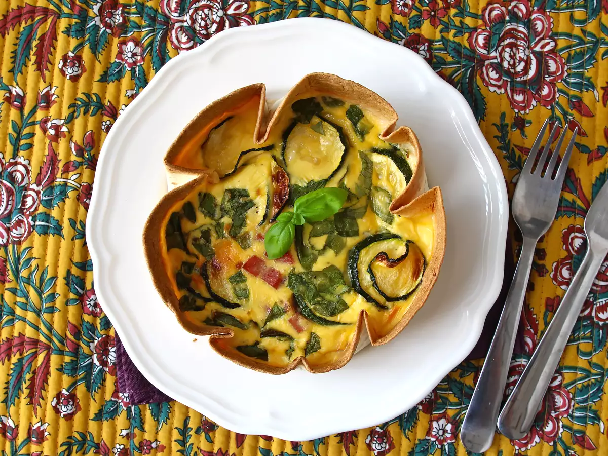 Quiche bebas kue dengan tortilla? Itu mungkin! Resep ringan - foto 5