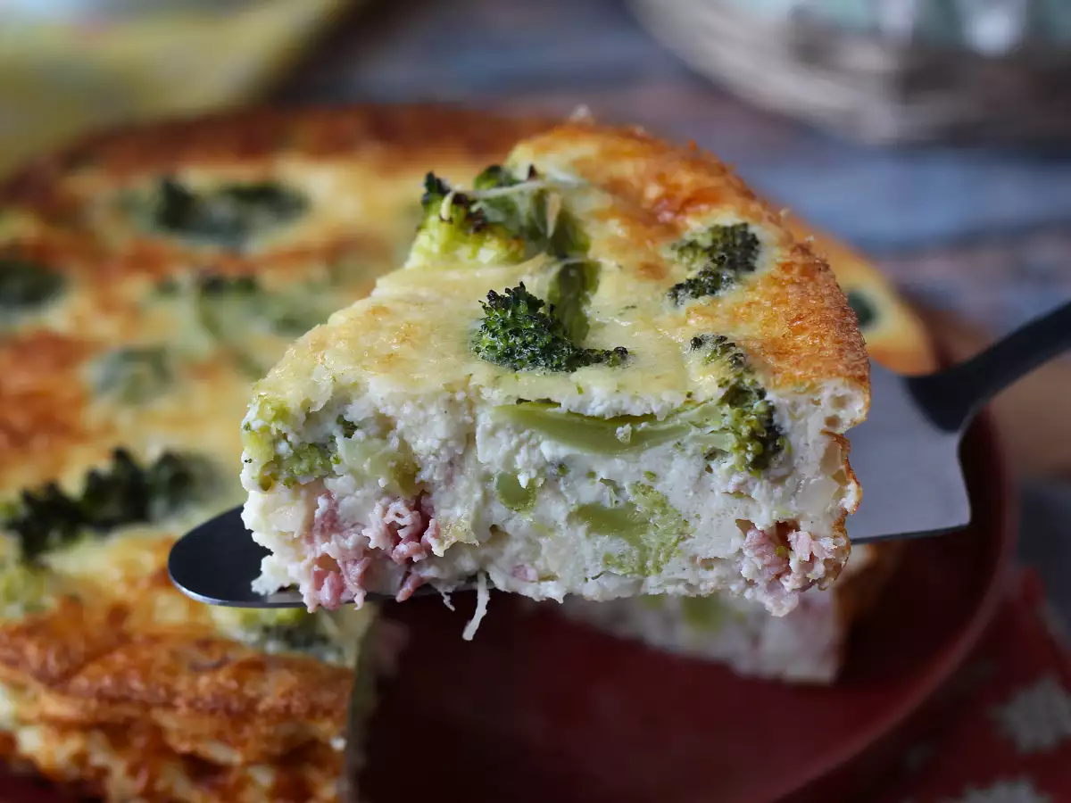 Quiche Tanpa Kulit dengan Brokoli, Pancetta, dan Keju Cottage - foto 5