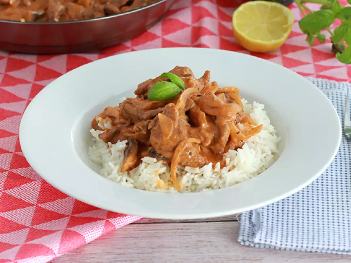 Resep Beef Stroganoff Daging Sapi yang Mudah dan Cepat