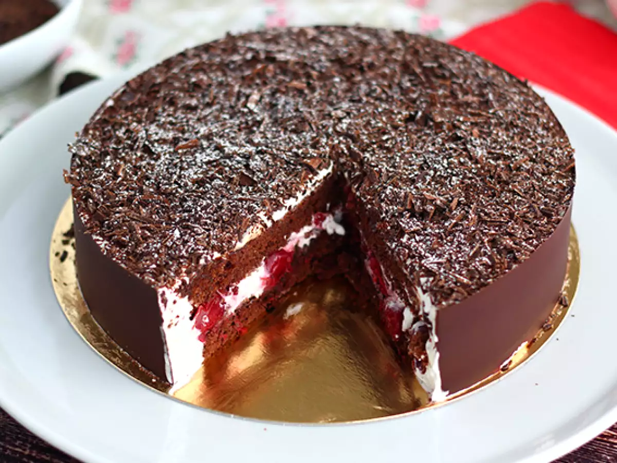Resep Kue Black Forest, Dijelaskan Secara Lengkap