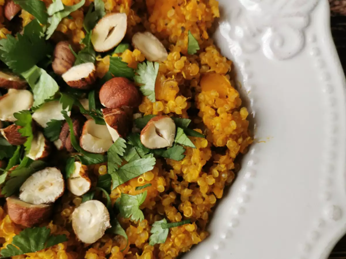 Risotto vegetarian dengan quinoa, labu butternut, kacang hazelnut, dan ketumbar - Quinotto - foto 2