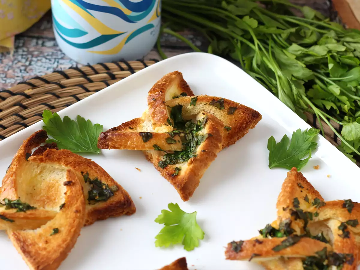 Roti bawang putih gaya bintang dengan roti sandwich - foto 3