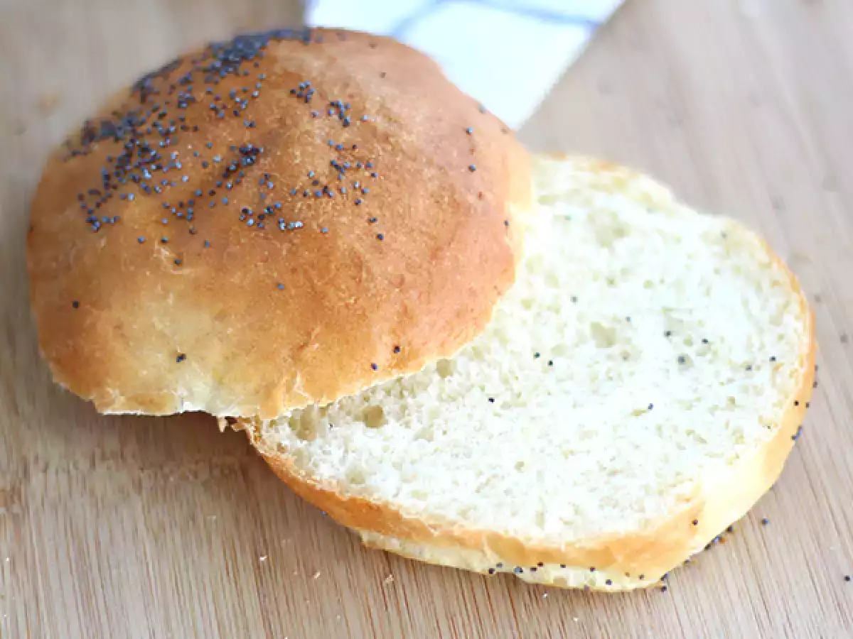 Roti burger buatan sendiri - foto 3